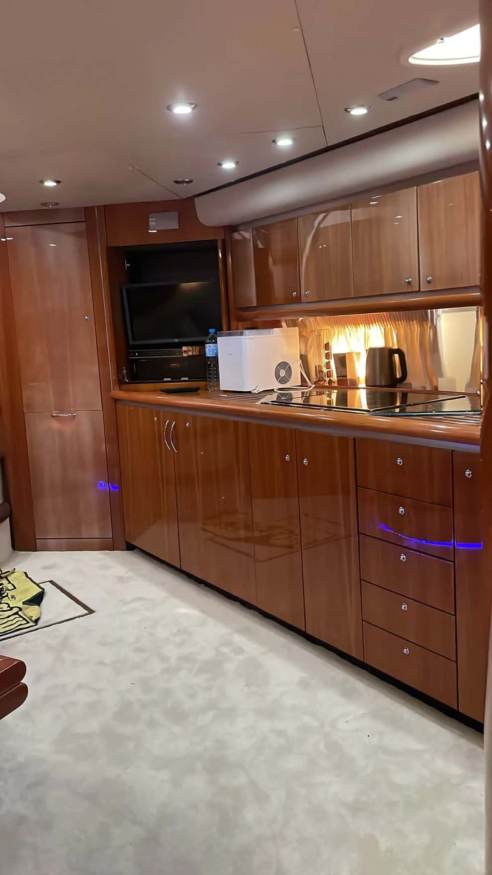 Sunseeker Predator 61 - miniatura 21