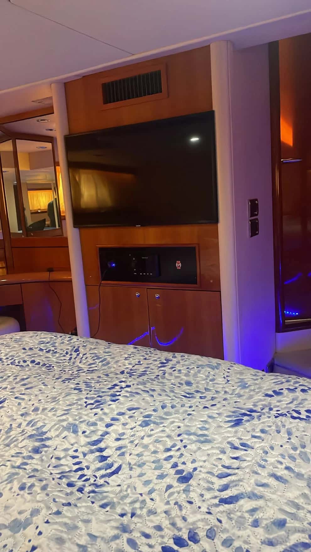 Sunseeker Predator 61 - miniatura 31