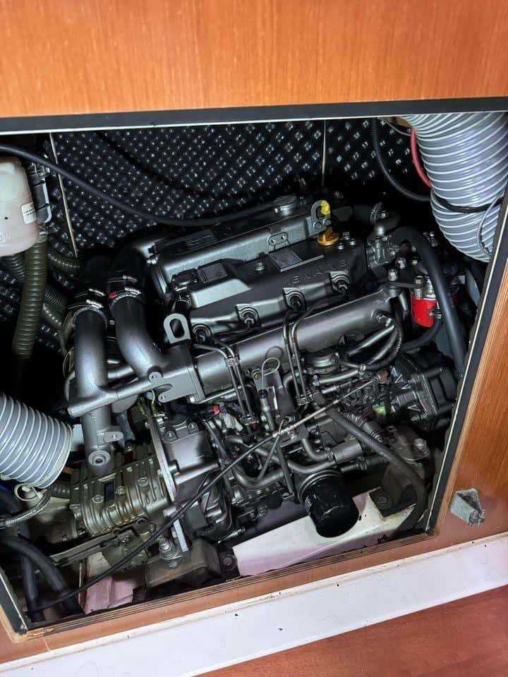 Beneteau Oceanis 50 Family - miniatura 9