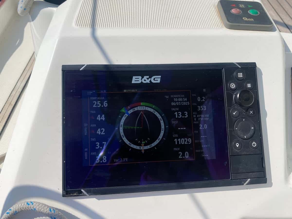 Beneteau Oceanis 41.1 - miniatura 16