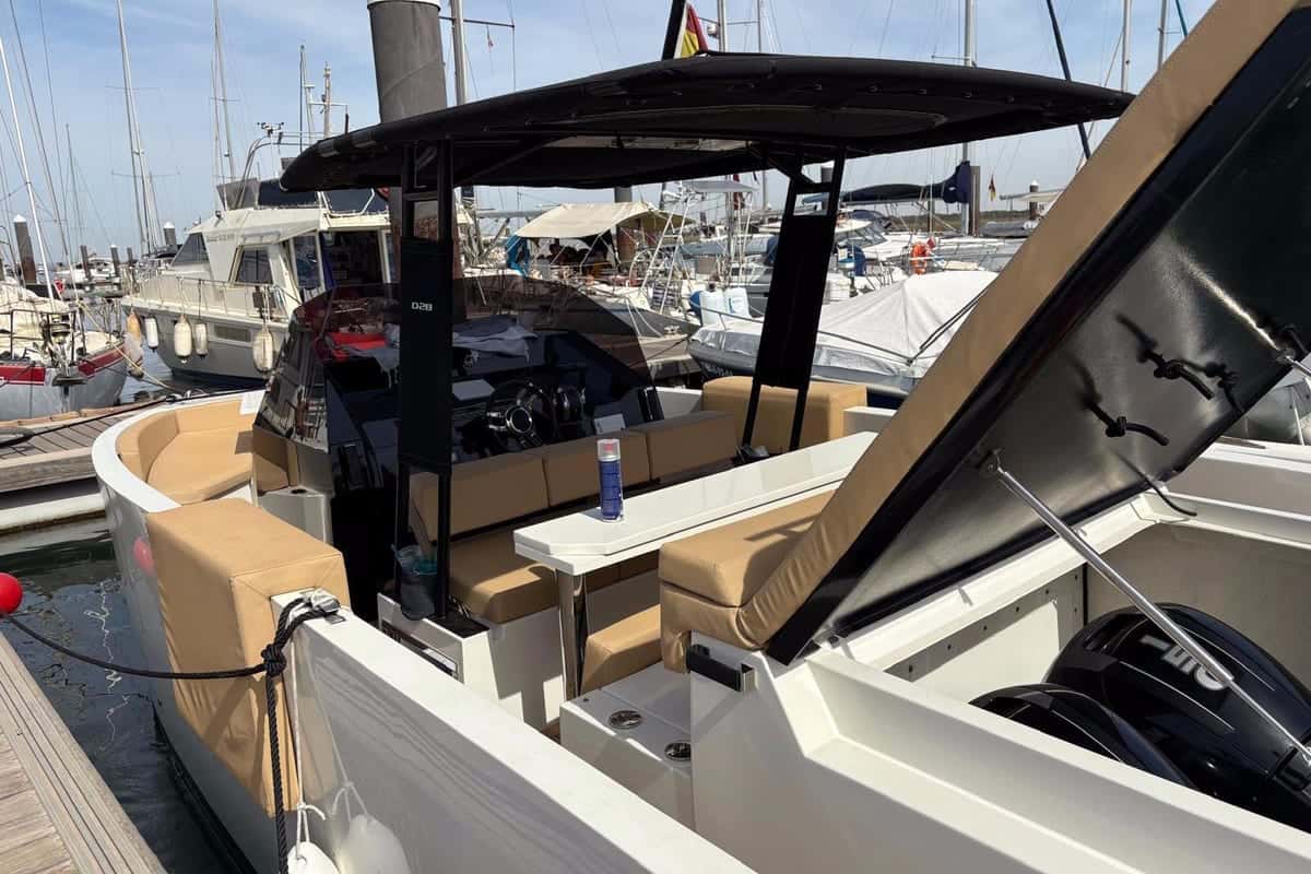 De Antonio Yachts D28 - miniatura 7