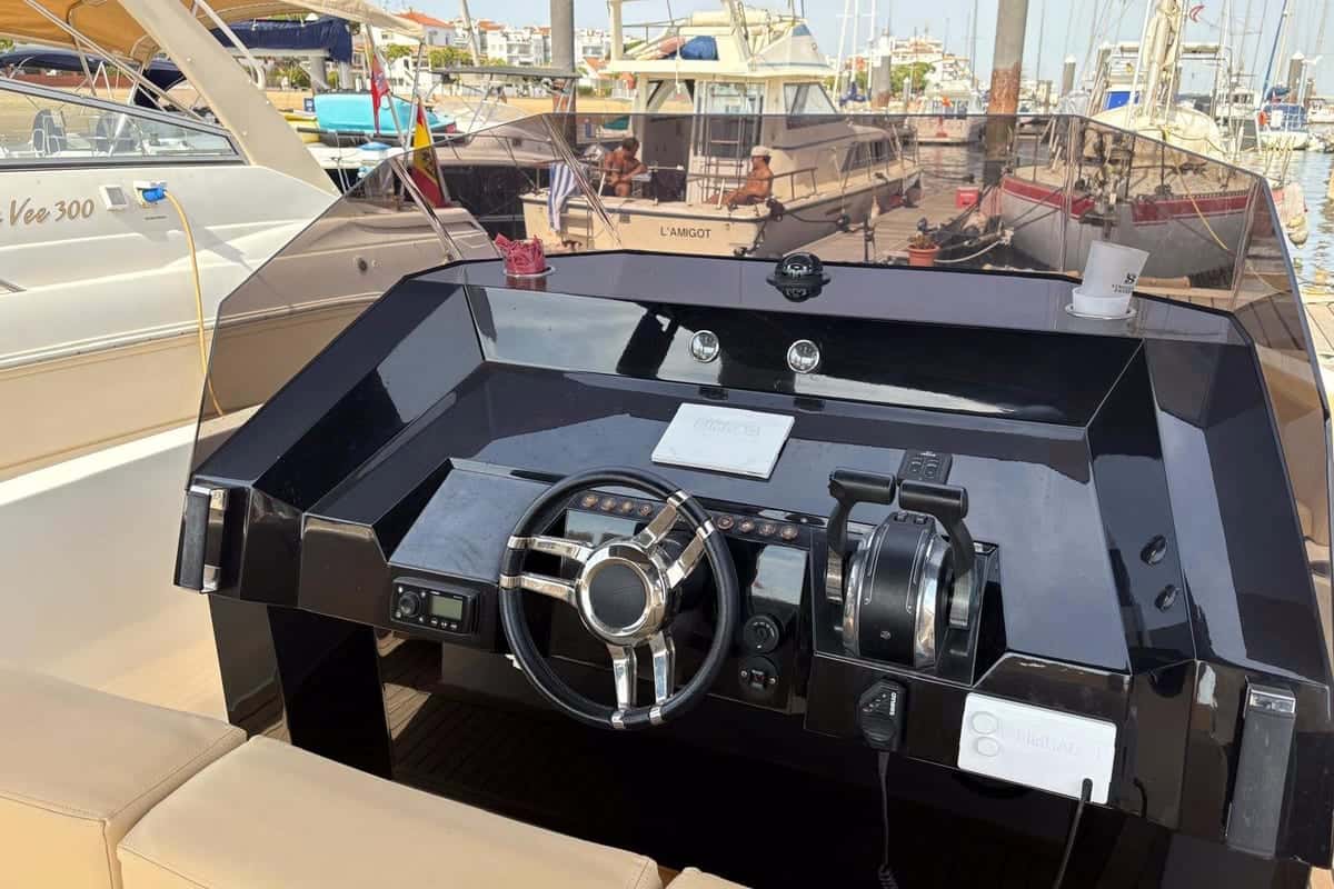 De Antonio Yachts D28 - miniatura 9