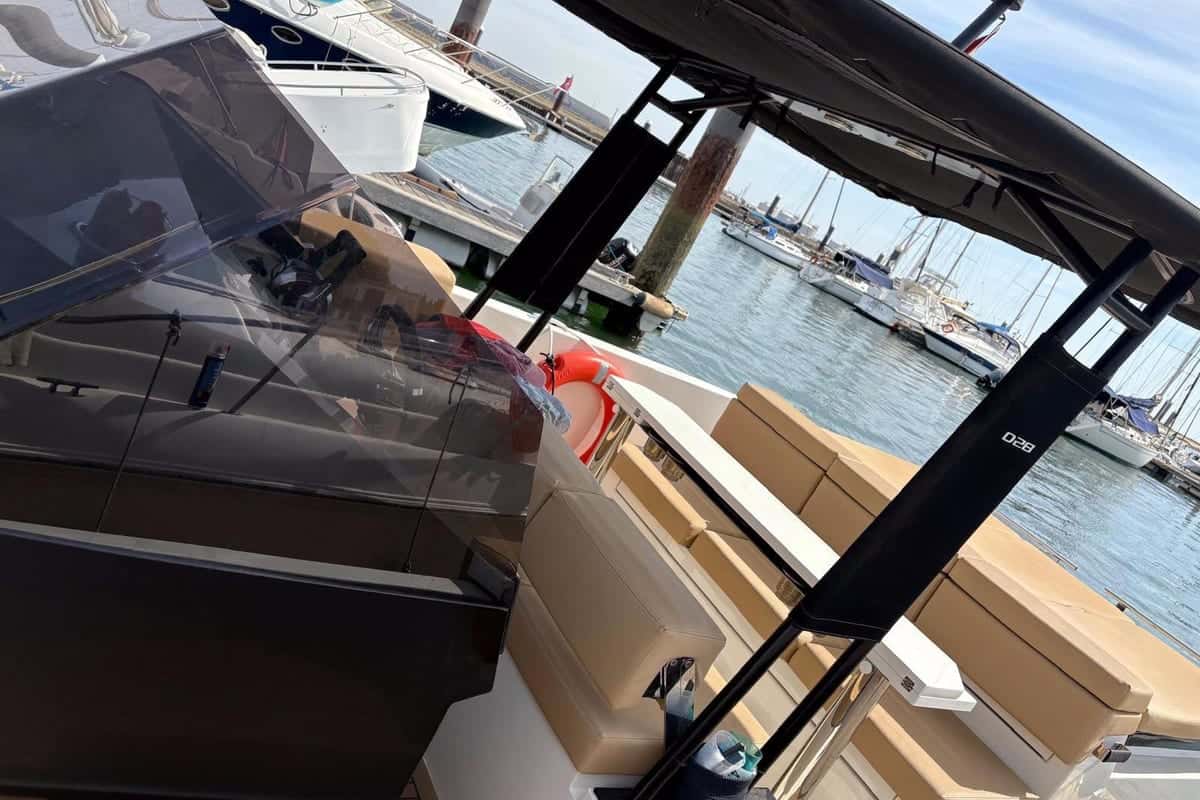 De Antonio Yachts D28 - miniatura 6