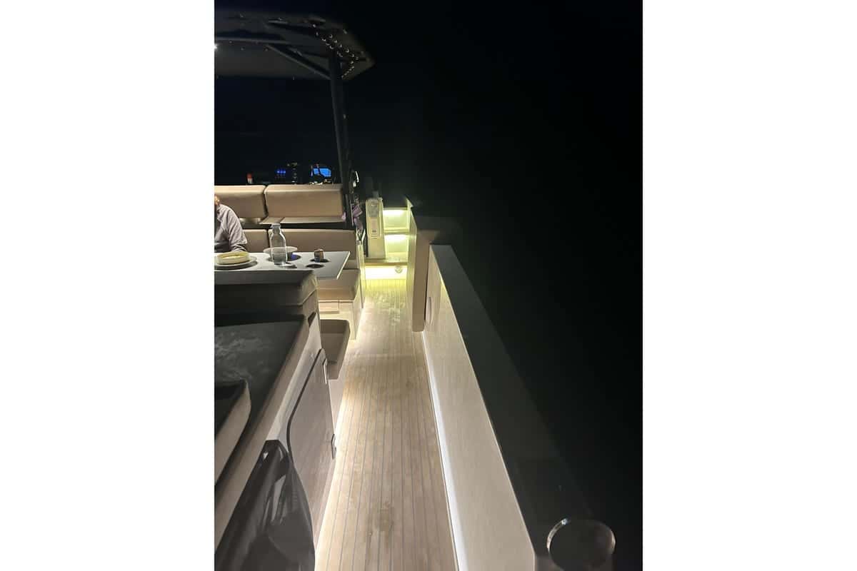 De Antonio Yachts 33cruisers - miniatura 30