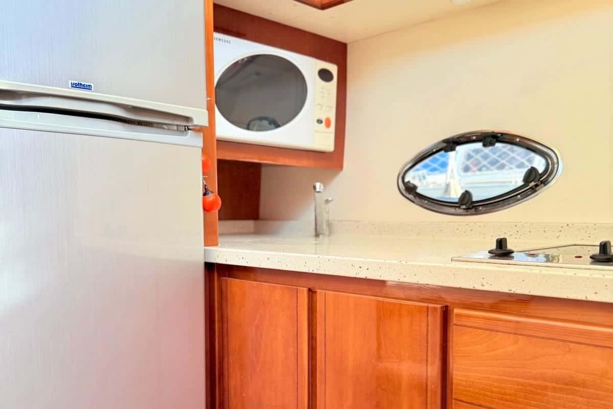 Rodman 38 Fly - miniatura 24