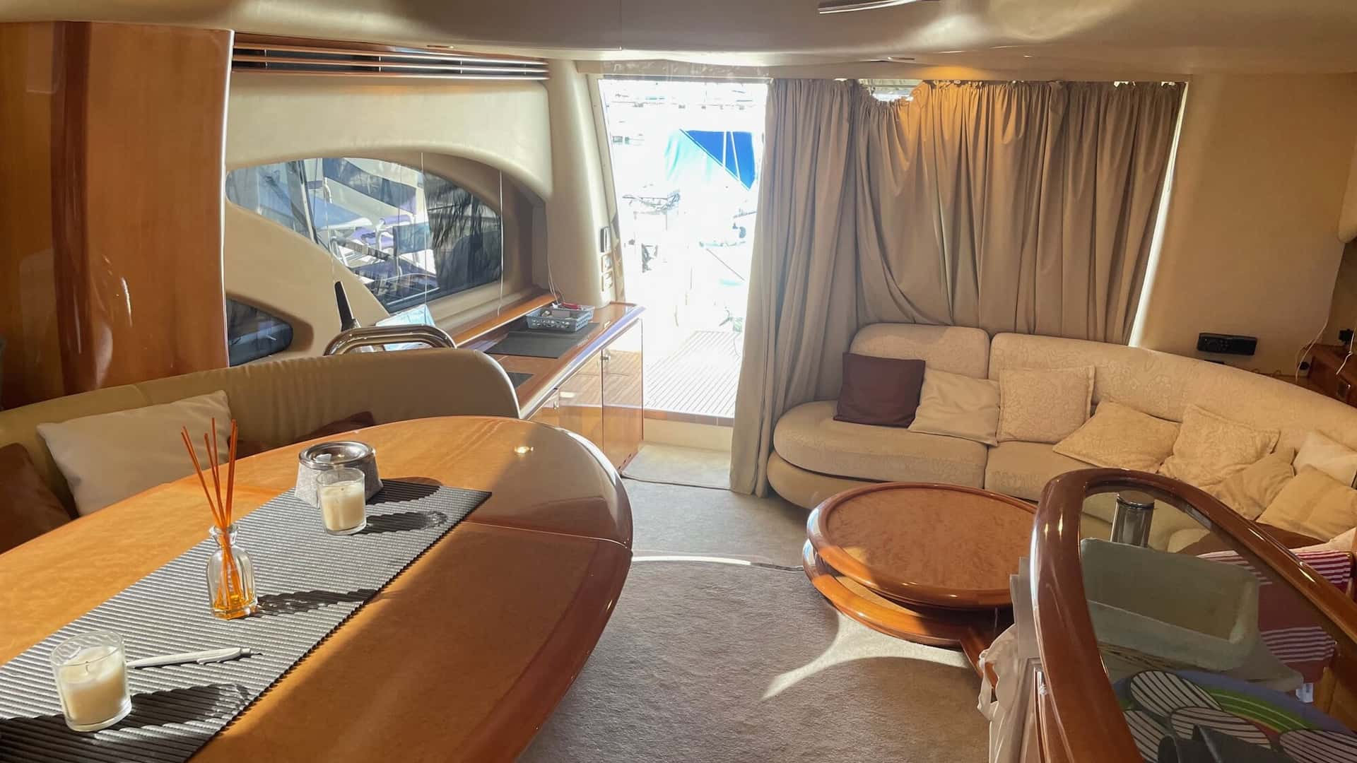 AZIMUT 55 FLYBRIDGE - miniatura 8