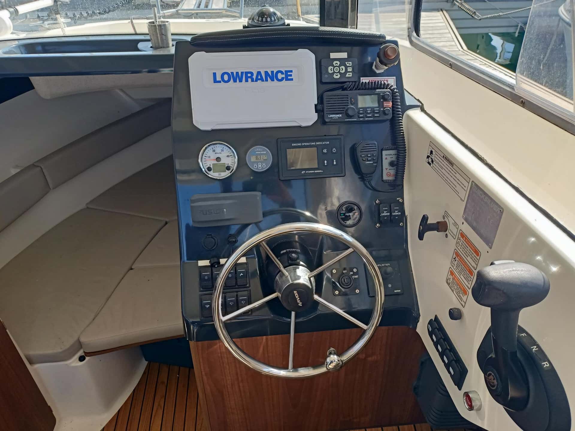 Quicksilver Captur 810 Arvor - miniatura 11