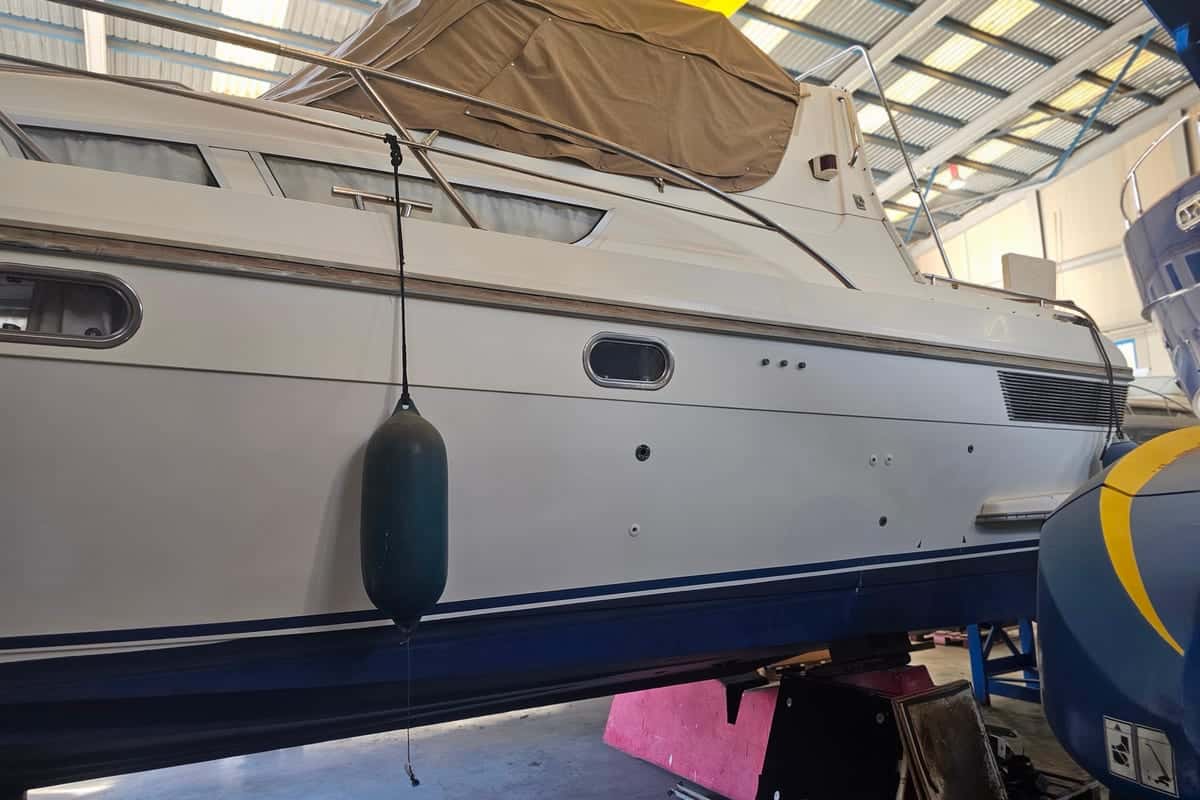 Fjord 390 SIN MOTORES - miniatura 3