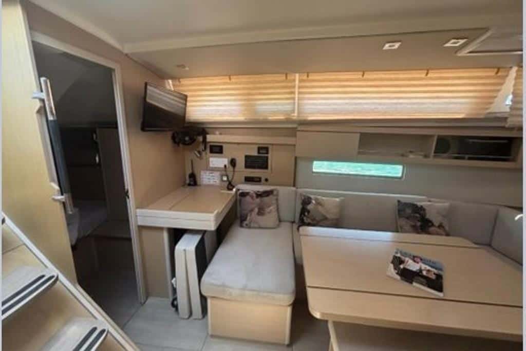 Beneteau Oceanis 40.1 - miniatura 12