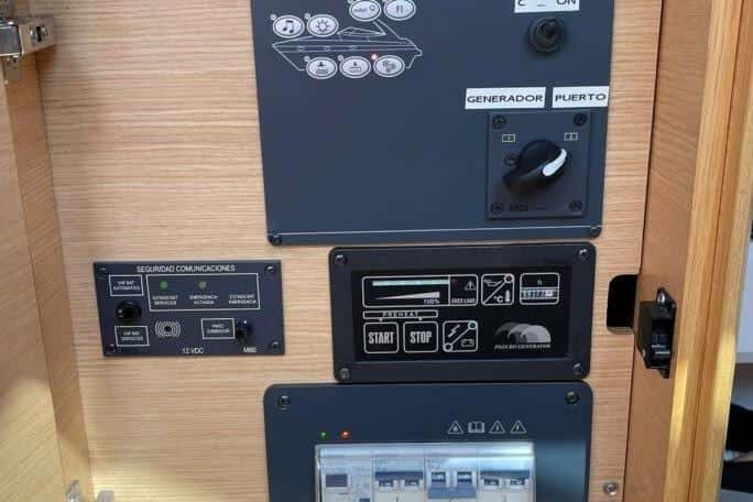 Bavaria S33 - miniatura 10