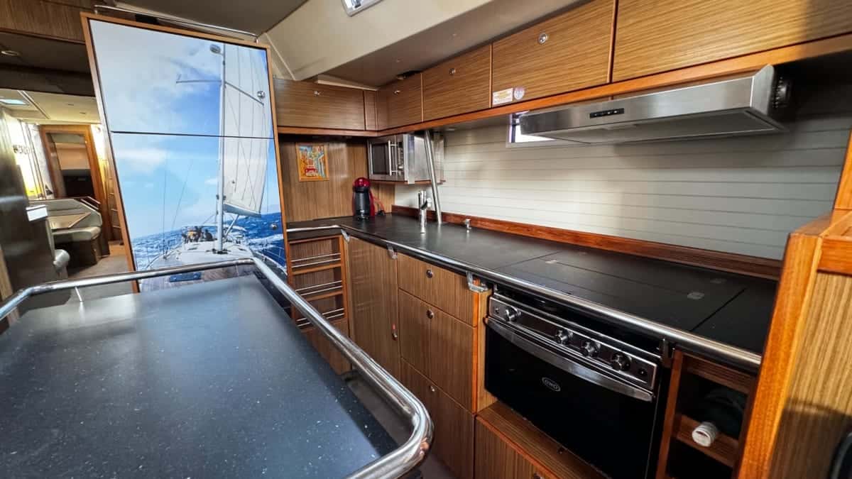 Bavaria Yachts Cruiser 55 - miniatura 25