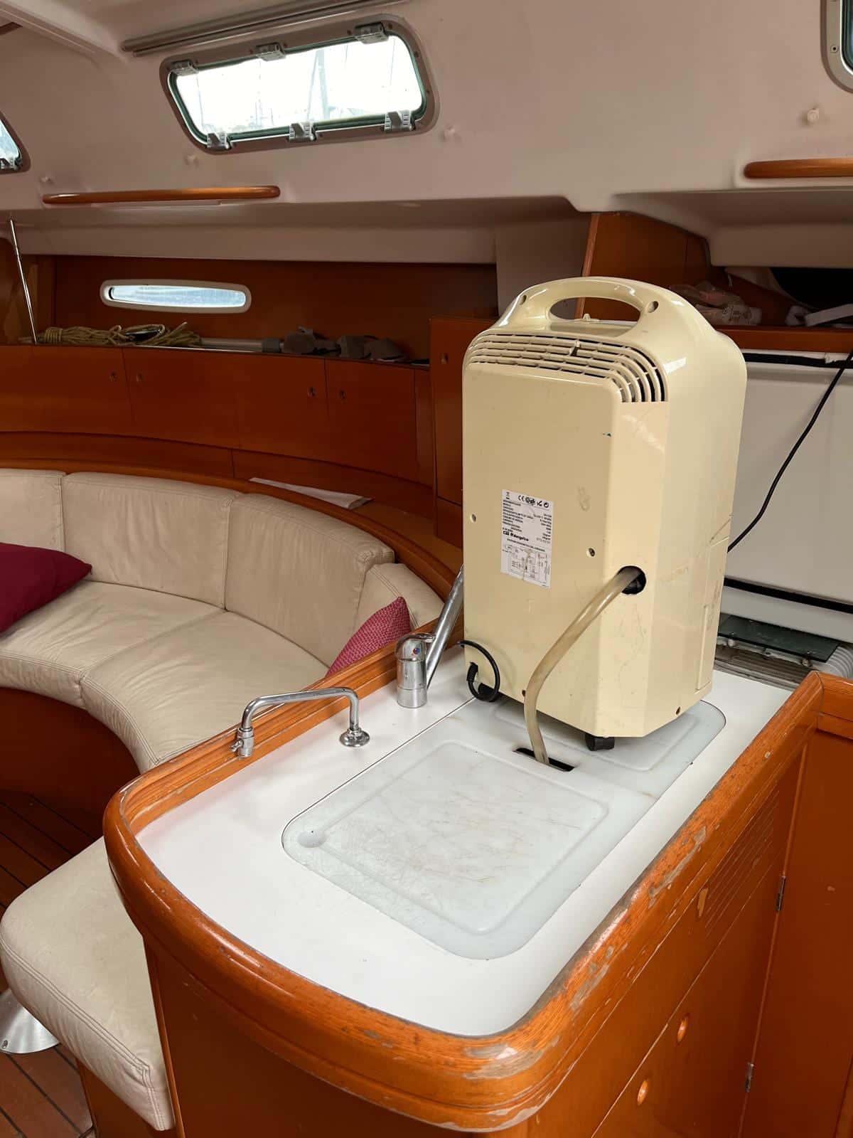 BENETEAU FIRST 44.7 RED DEVIL - miniatura 30