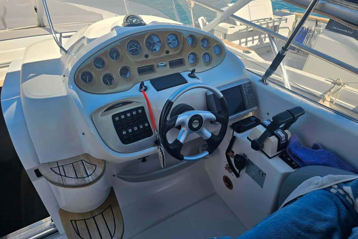 Sessa Marine Oyster 30 - miniatura 8