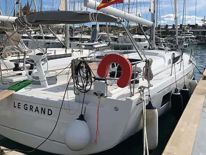 Beneteau Oceanis 51.1