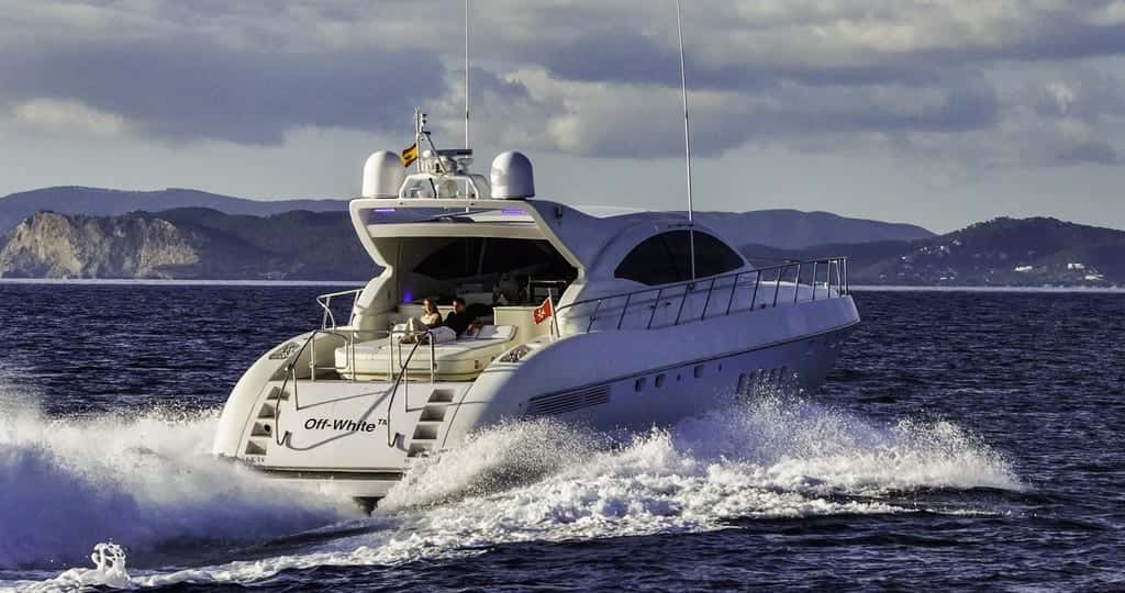 Mangusta 72