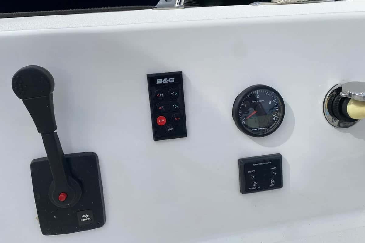 J Boats J/99 - miniatura 23