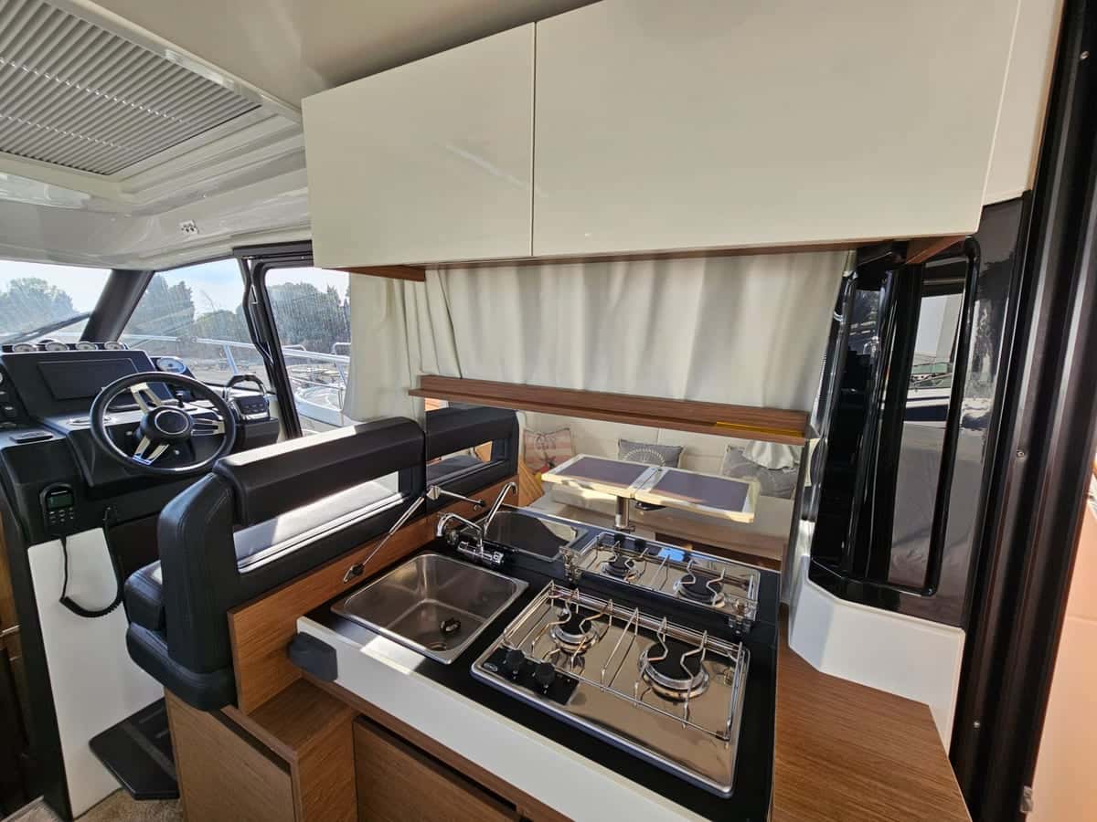 Jeanneau NC 33 - miniatura 36