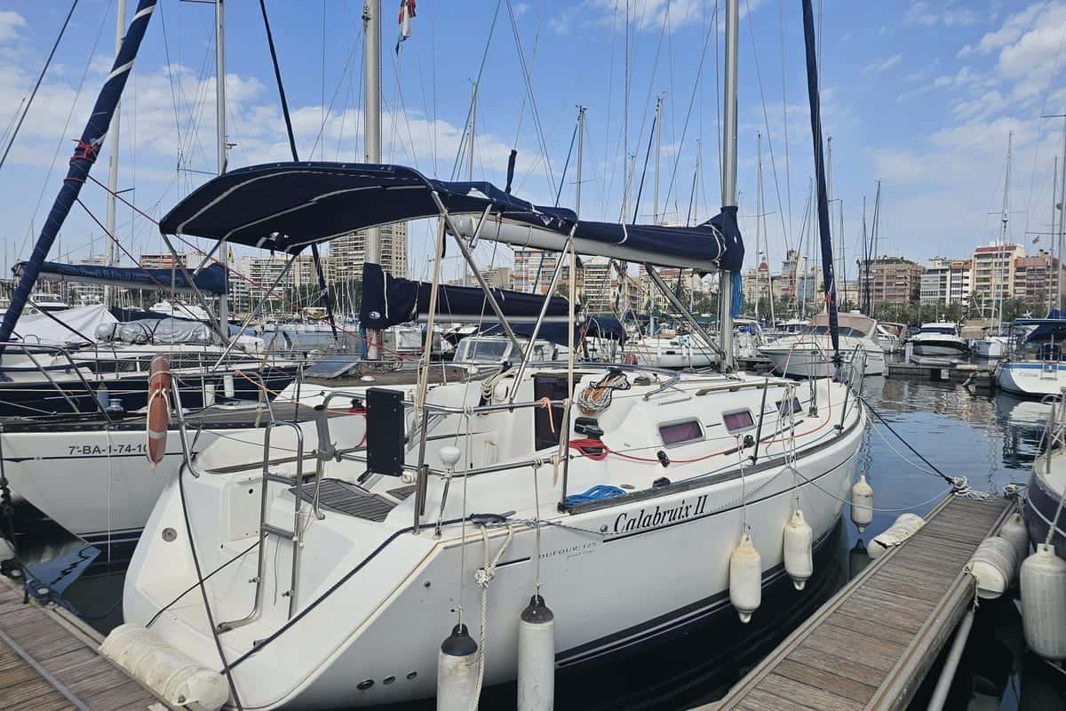 Dufour 325 Grand Large