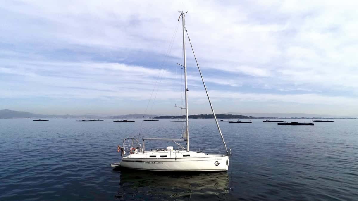 Bavaria 32 CRUISER - miniatura 8