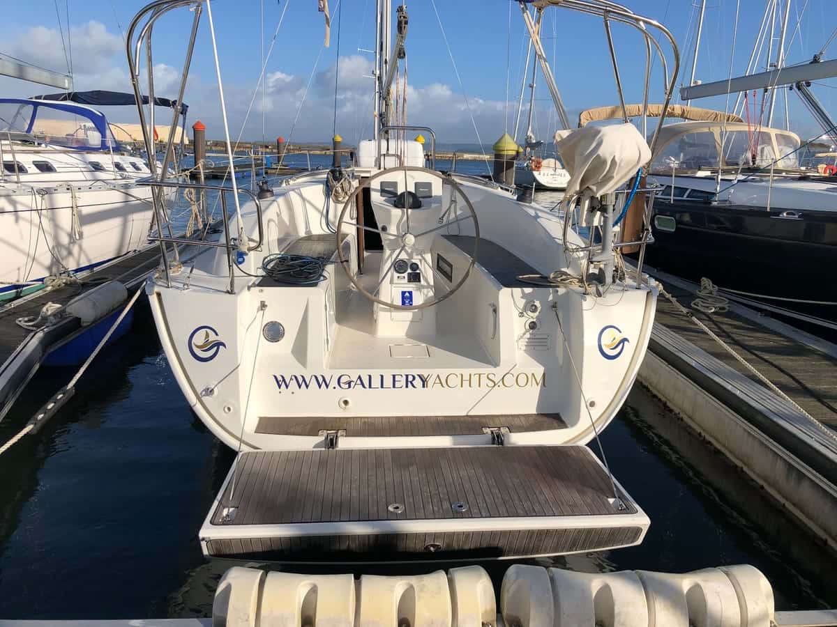 Bavaria 32 CRUISER - miniatura 4
