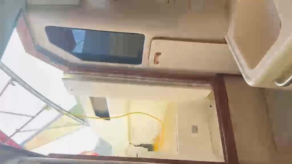 Sea Ray 330 - miniatura 24