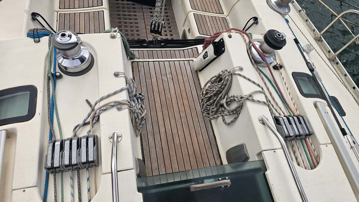 BENETEAU FIRST 41S 5 SOLAR - miniatura 10